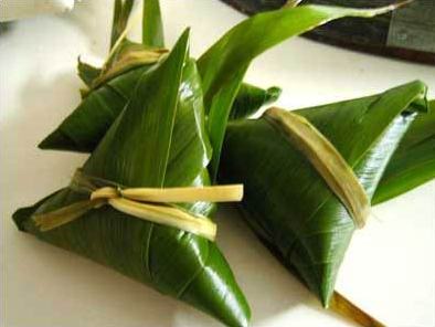 File photo: Zongzi are pyramid-shaped dumplings made of glutinous rice, stuffed with different fillings and wrapped in bamboo or reed leaves. This traditional food is popular during the Dragon Boat Festival.